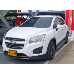 CHEVROLET TRACKER FWD LS MT