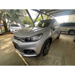 CHEVROLET TRACKER LS MT...