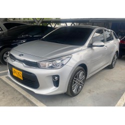 KIA RIO ZENITH TP1400CC 4P...