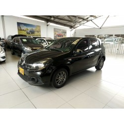 Renault Sandero GT Line MT...